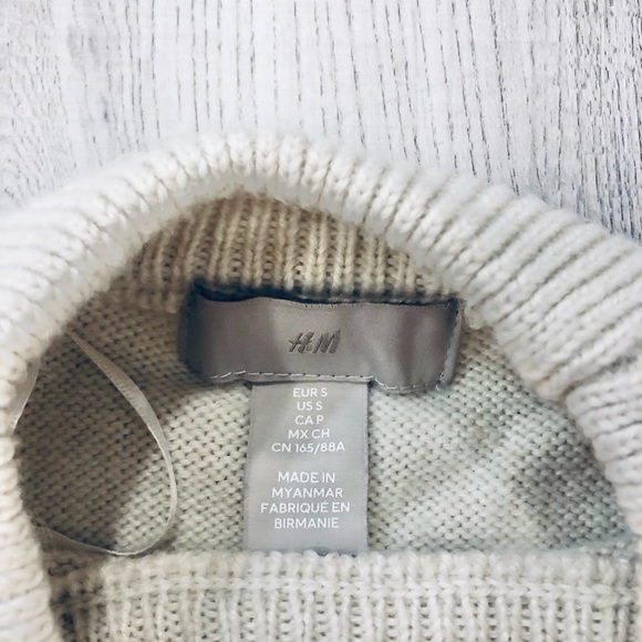 H&M Cream Knit Crew Neck Sweater Long Sleeve Wool Blend Size Small - Picture 5 of 9